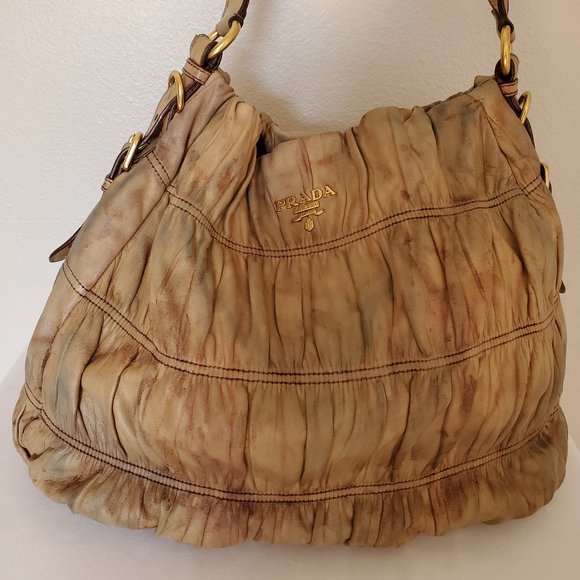 ********SOLD  **********Prada - Picture 2 of 10